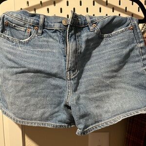 American Eagle Size 4 Jean Shorts